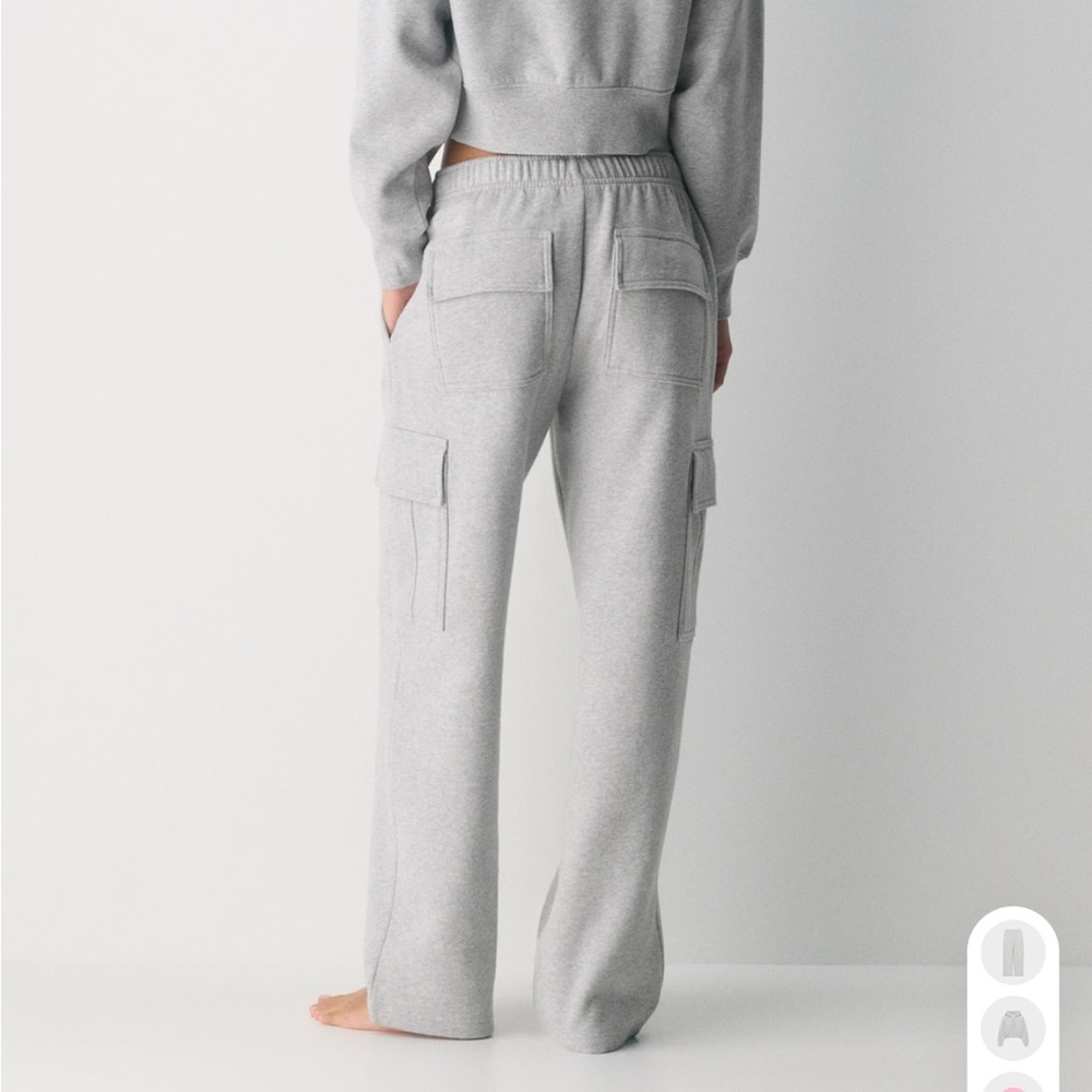 Aritzia Light Gray Cozy Sweatfleece Mega Cargo Sweatpants